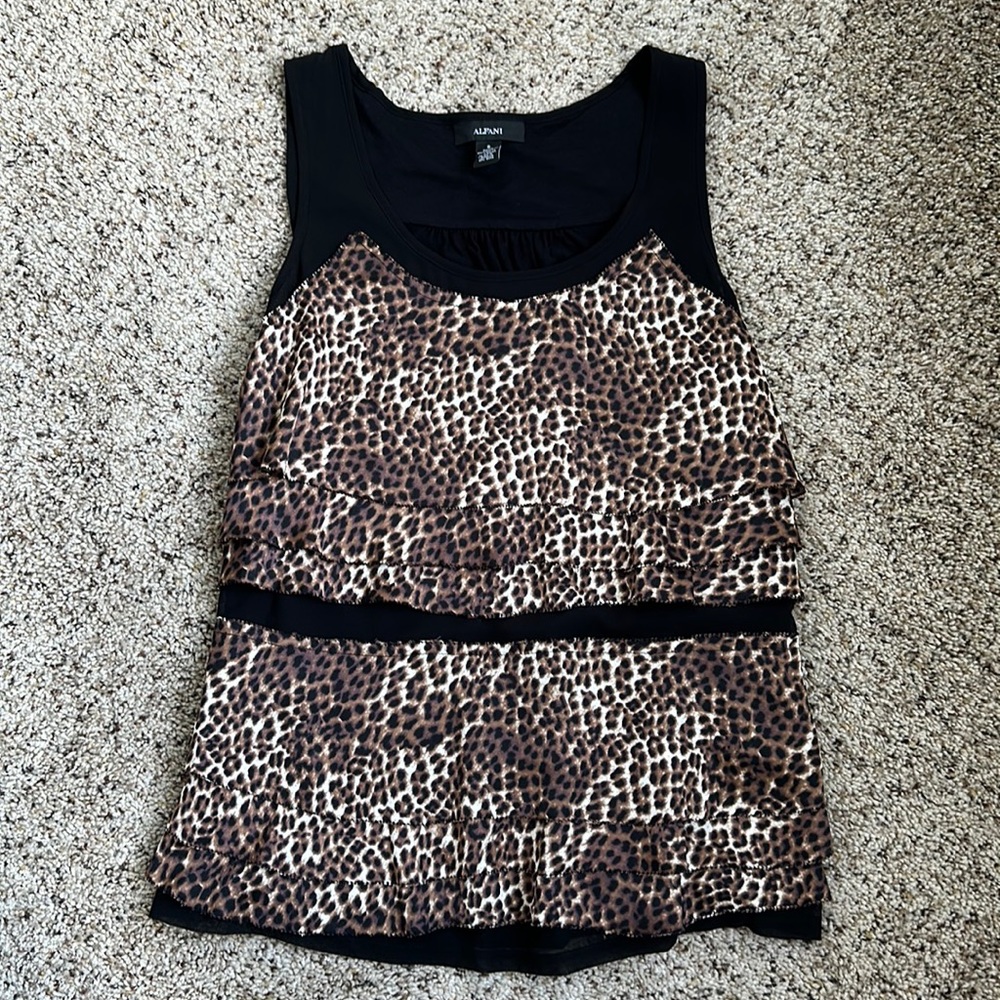 Alfani tank (size S) EUC